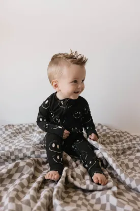 Charcoal & White ff Smile | Bamboo Zip Pajamas