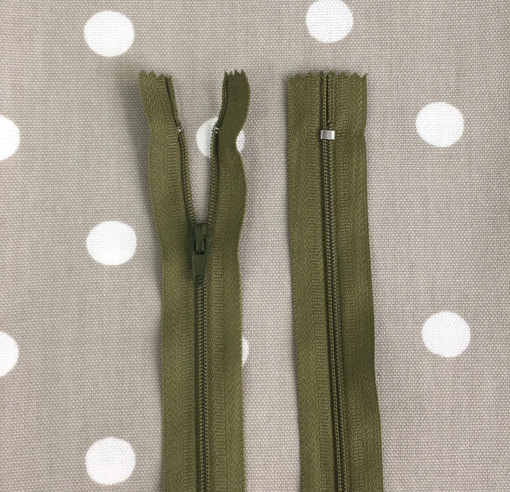 No.3 Closed End Nylon Zip - 30cm (12")