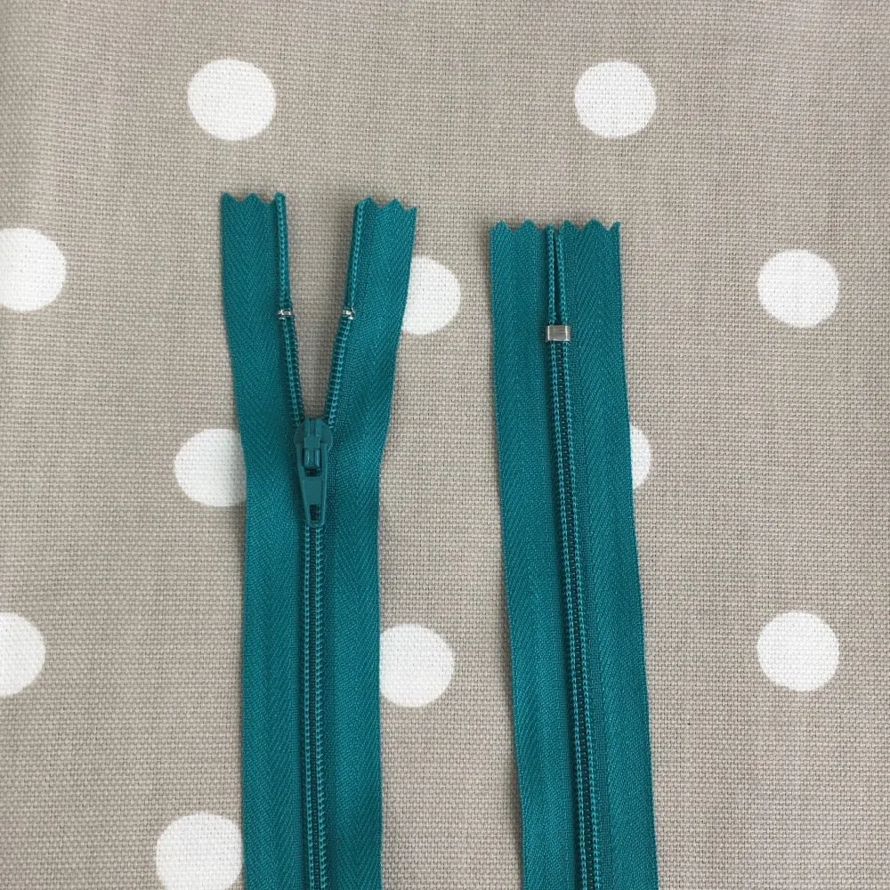 No.3 Closed End Nylon Zip - 30cm (12")