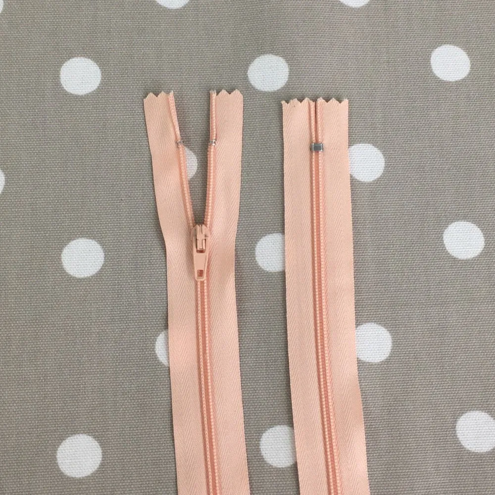 No.3 Closed End Nylon Zip - 30cm (12")