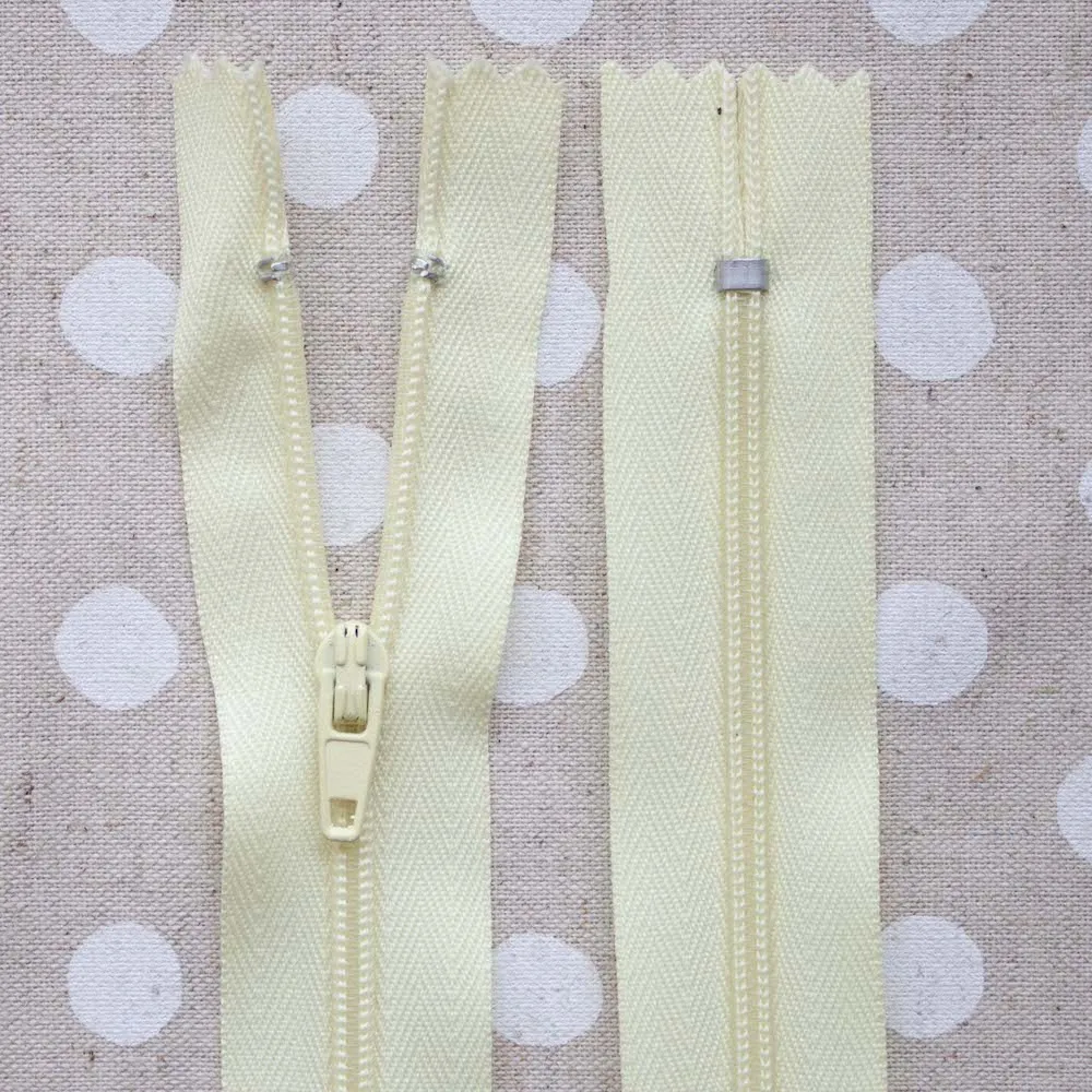 No.3 Closed End Nylon Zip - 30cm (12")