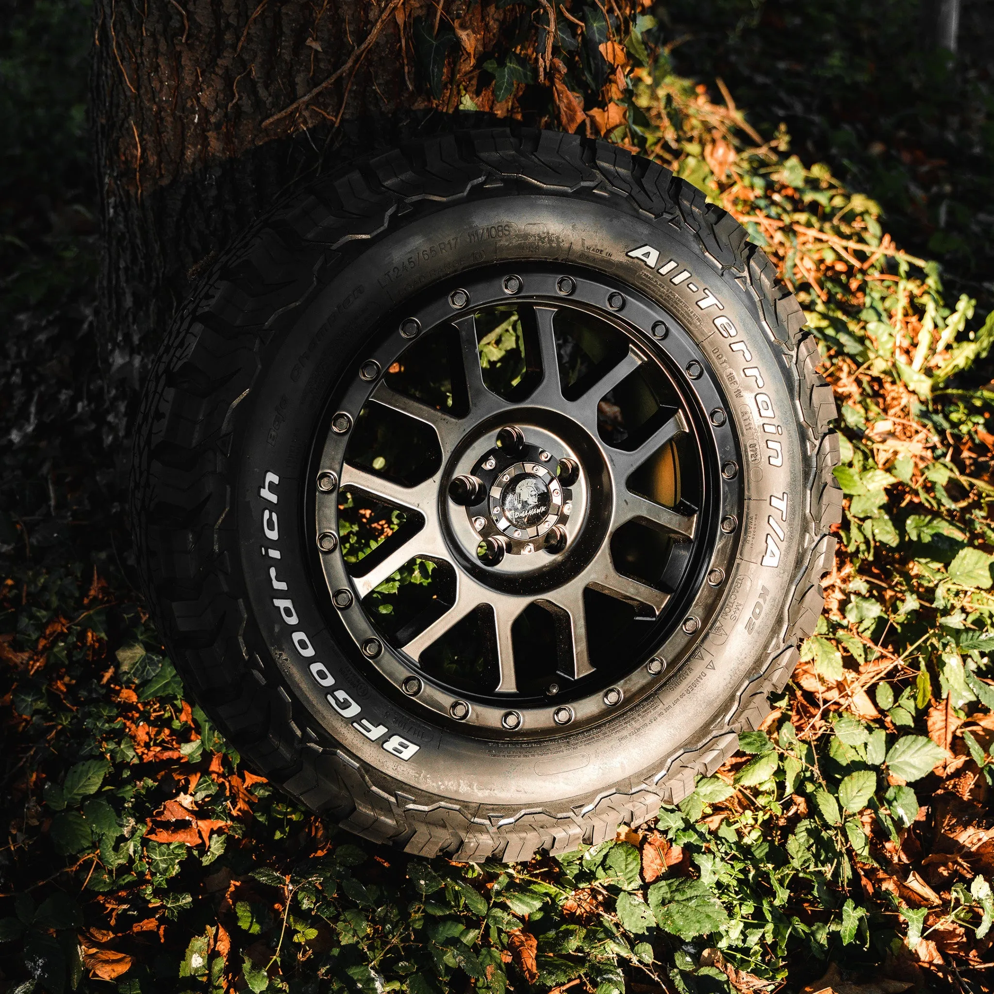 Tomahawk Kato 17" Wheel Package for Volkswagen Transporter T6 (2015 )